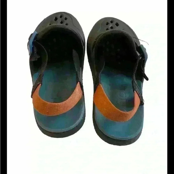 Chaco Chillos Clogs Rubber Youth 6 Black Orange Rubber Strapback - Picture 2 of 5